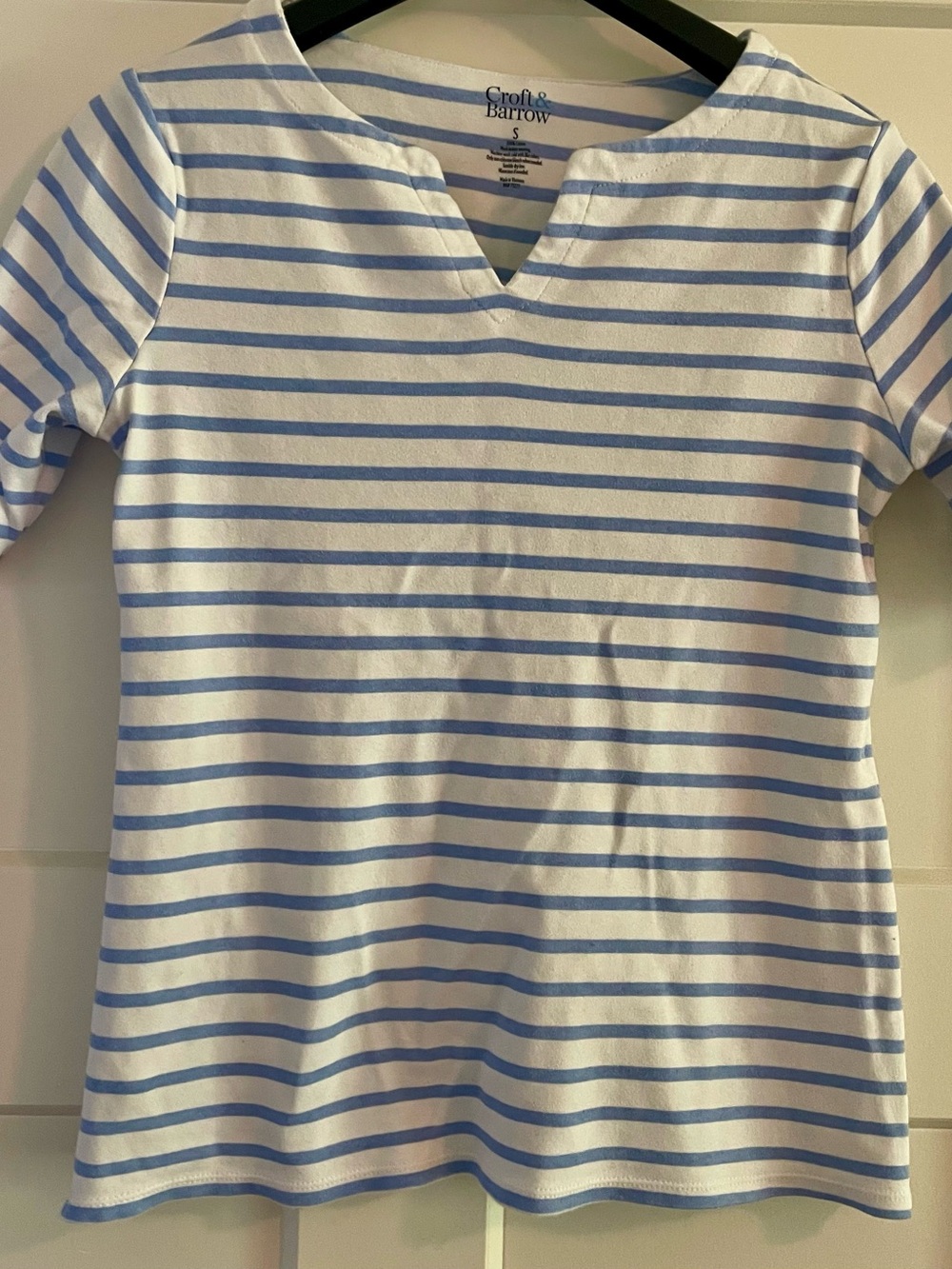 Croft & Barrow White and Light Blue Striped Tee